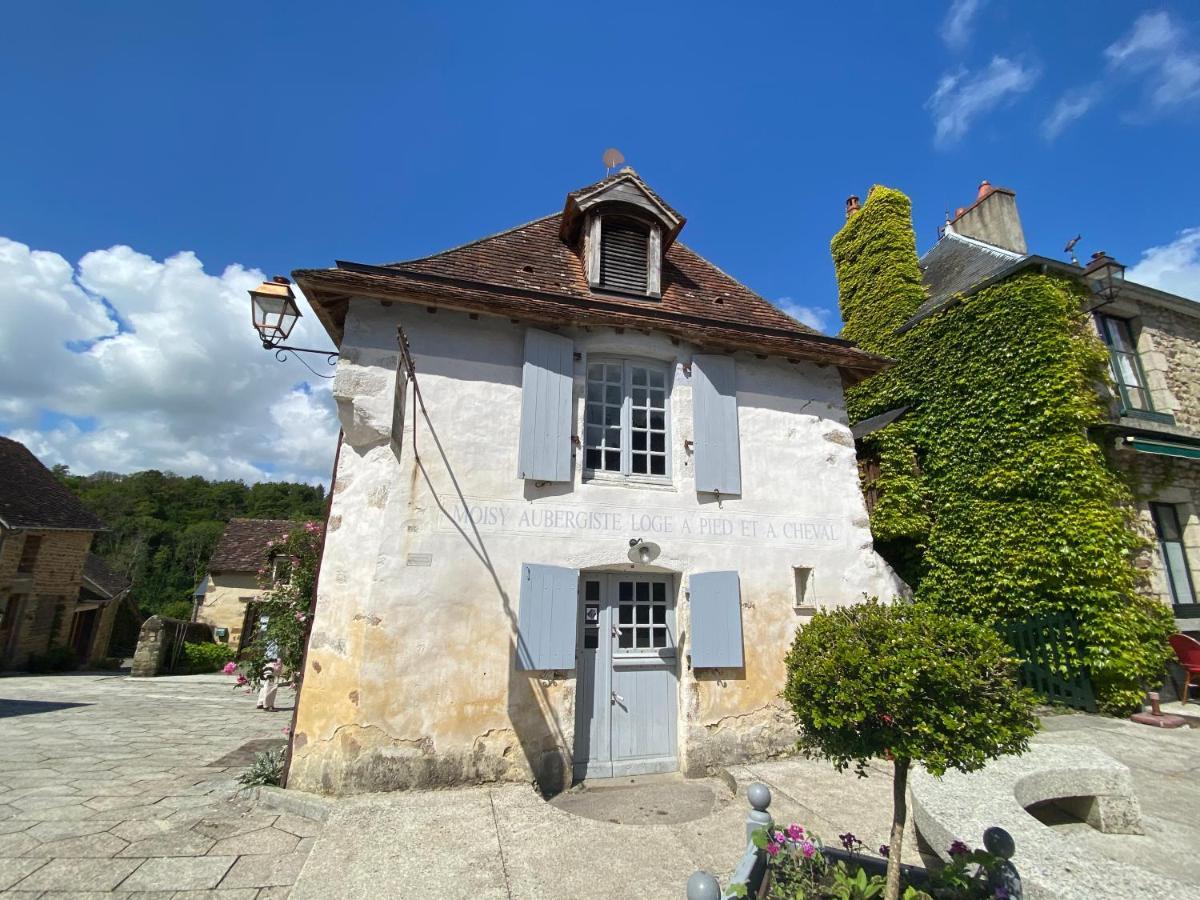 Spacious Country House In Normandie Villa Moulins-le-Carbonnel Exterior photo